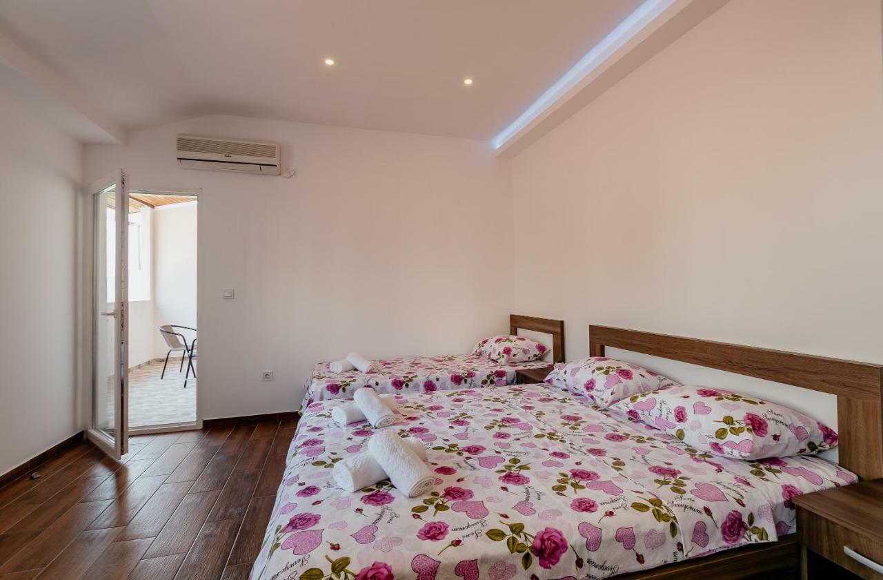 Apartman Mia Herceg Novi Exterior photo